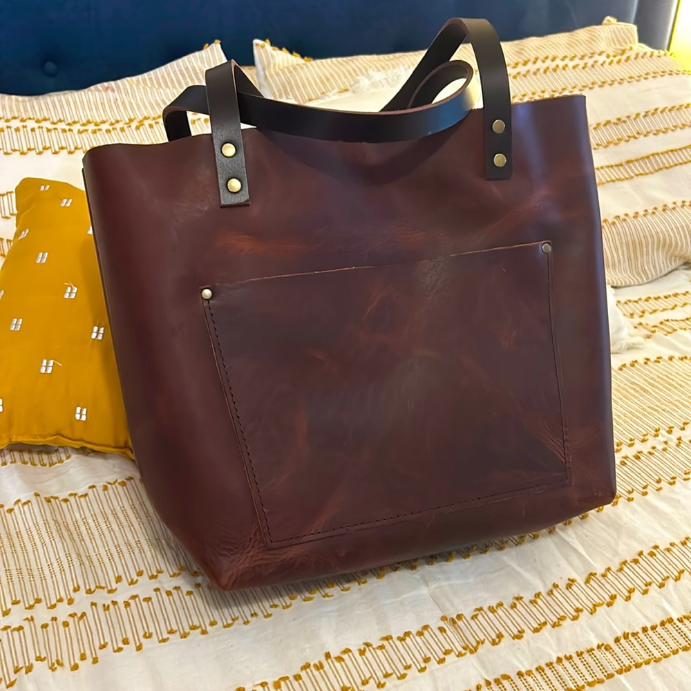 Lava Large Classic Tote